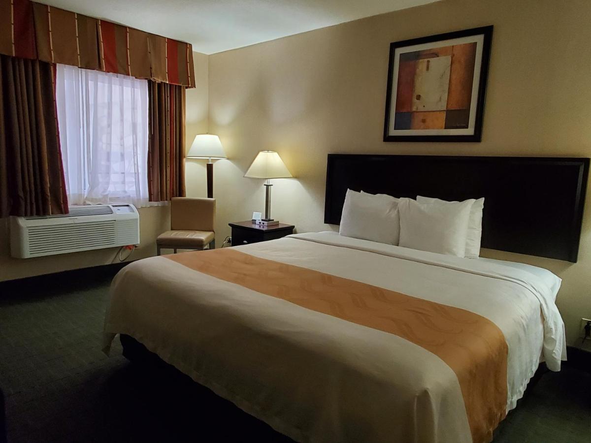 Quality Inn & Suites Anaheim At The Park Exteriér fotografie