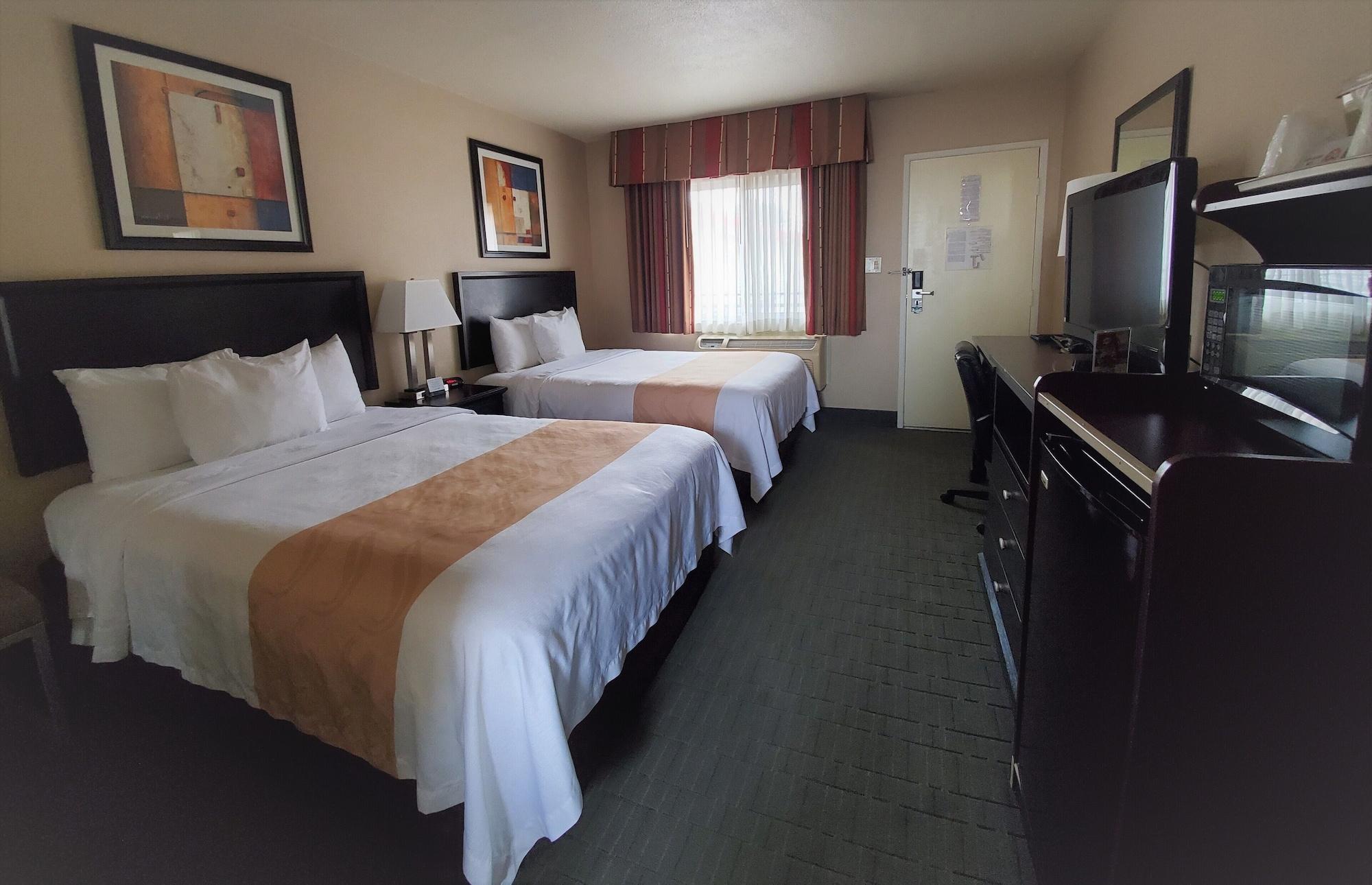 Quality Inn & Suites Anaheim At The Park Exteriér fotografie