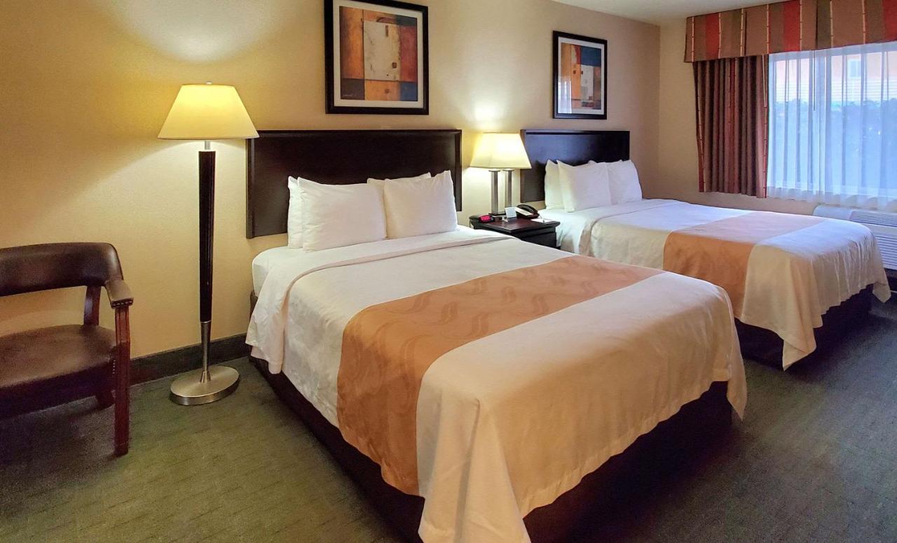 Quality Inn & Suites Anaheim At The Park Exteriér fotografie