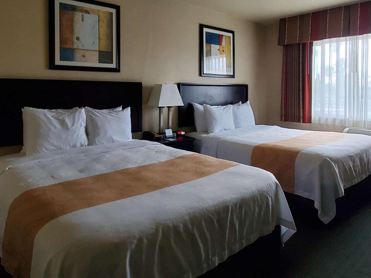 Quality Inn & Suites Anaheim At The Park Exteriér fotografie